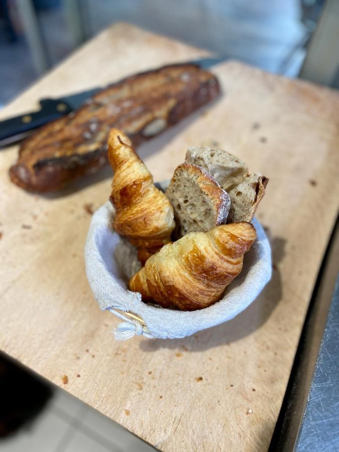 Les Toquees Maison D'Hotes Лил Екстериор снимка